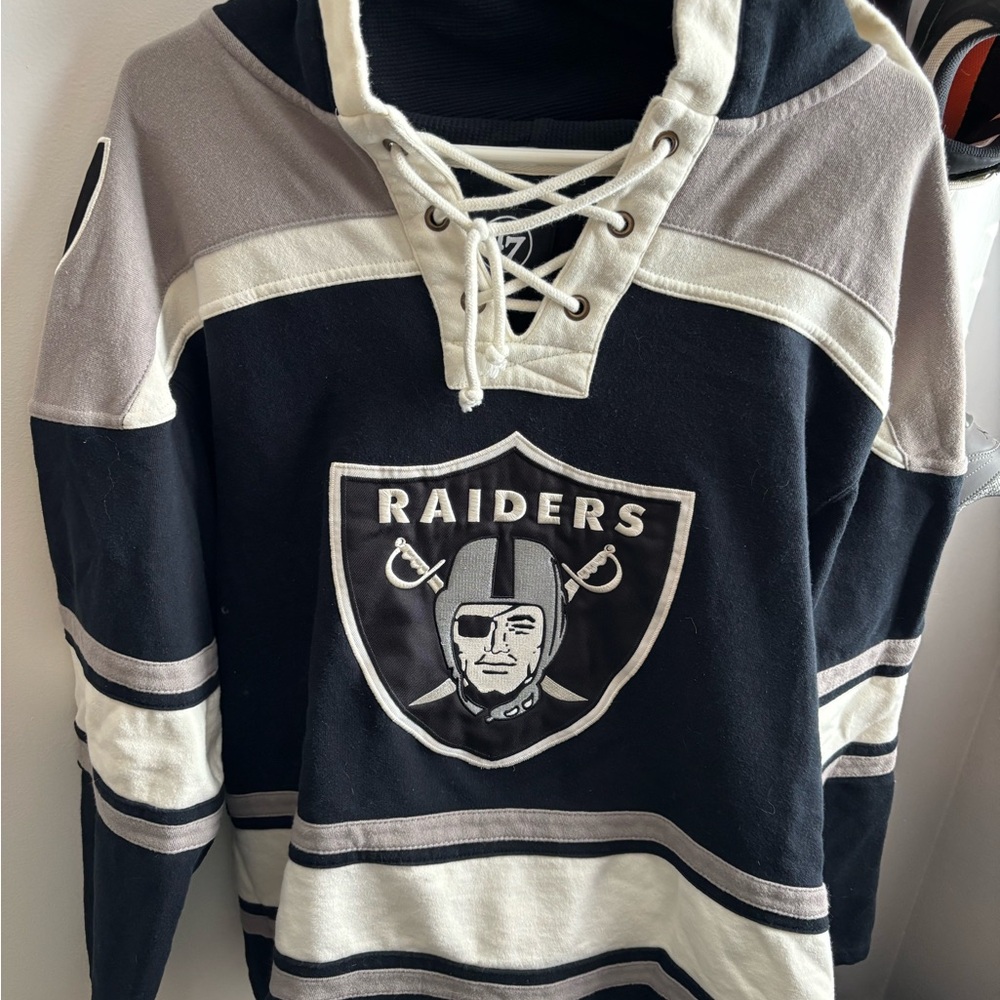 Raiders, NHL style hoodie. Men’s medium.